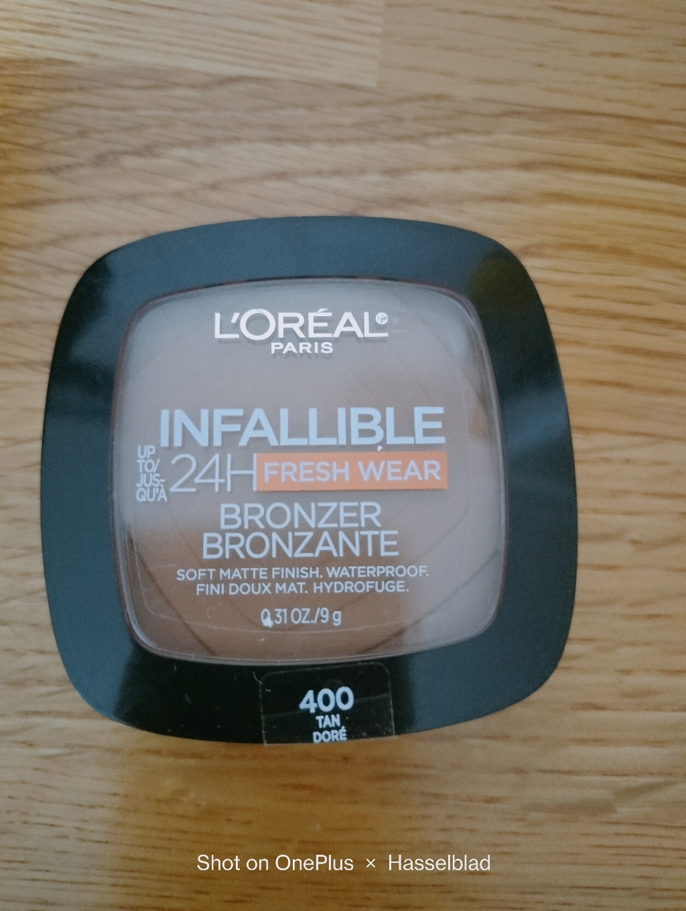 L'Oreal Soft Matte Bronzer - Tan (400)